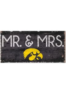 Iowa Hawkeyes Mr and Mrs Sign - Black