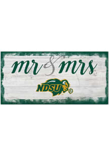 North Dakota State Bison Script Mr and Mrs Sign - Green