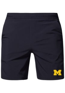 lululemon Michigan Wolverines Mens Black Pace Breaker Short 7" *Linerless Shorts