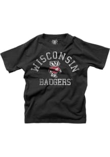 Wes and Willy Wisconsin Badgers Boys Black Distressed No 1 Short Sleeve T-Shirt