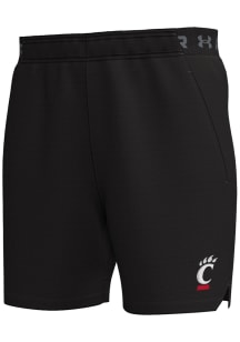 Under Armour Cincinnati Bearcats Mens Black Embroidered Shorts