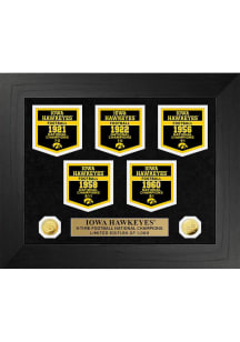 Iowa Hawkeyes 18x22 Gold Coin Deluxe Banner Plaque