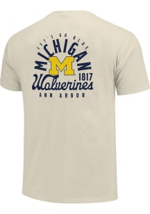 Michigan Wolverines Ivory 0 Mascot Overlay Short Sleeve T Shirt