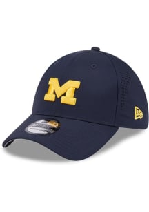 New Era Michigan Wolverines Mens Navy Blue Mid Perf 39THIRTY Flex Hat