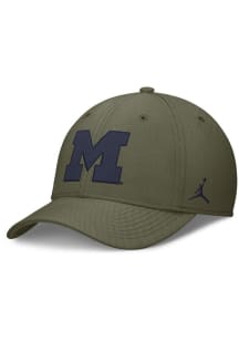 Nike Michigan Wolverines Mens Olive Primetime Tonal Swooshflex Flex Hat