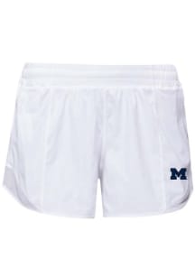 lululemon Michigan Wolverines Womens  Hotty Hot Shorts