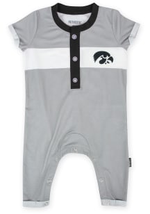 Iowa Hawkeyes Baby Black Eobk Short Sleeve One Piece