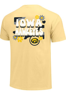 Iowa Hawkeyes Girls Yellow Retro Flower Short Sleeve Tee