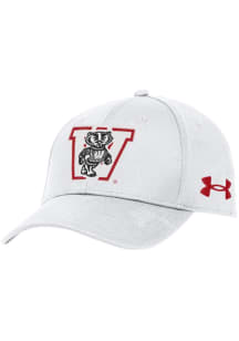 Under Armour Wisconsin Badgers Retro Blitzing Performance Adjustable Hat - White