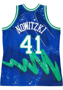 Dirk Nowitzki  Mitchell and Ness Dallas Mavericks Blue 98-99 Hyper Hoops HWC Throwback Basketball..