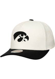 Mitchell and Ness Iowa Hawkeyes 2T CF Pro Crown Adjustable Hat - Ivory