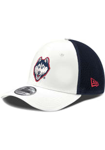 New Era UConn Huskies Mens White Neo 39THIRTY Flex Hat