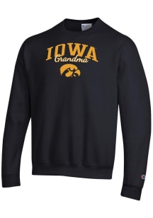 Champion Iowa Hawkeyes Mens Black Grandma Script Powerblend Long Sleeve Crew Sweatshirt
