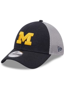 New Era Michigan Wolverines Mens Blue Shadowed Neo 39THIRTY Flex Hat