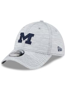 New Era Michigan Wolverines Mens Grey Speed 39THIRTY Flex Hat