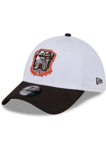New Era Cleveland Browns White 2024 Training Camp JR 39THIRTY Youth Flex Hat