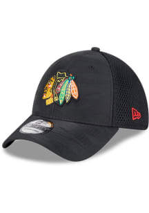 New Era Chicago Blackhawks Mens Black Tonal Camo 39THIRTY Flex Hat