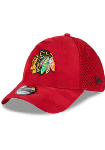 New Era Chicago Blackhawks Mens Red Tonal Camo 39THIRTY Flex Hat