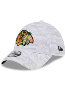 New Era Chicago Blackhawks Mens White Graded 39THIRTY Flex Hat