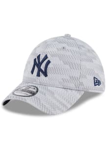 New Era New York Yankees Mens Grey 2025 Clubhouse 39THIRTY Flex Hat