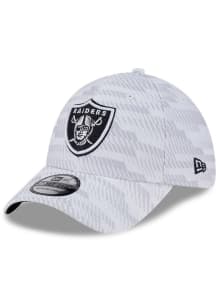 New Era Las Vegas Raiders Mens White Graded 39THIRTY Flex Hat