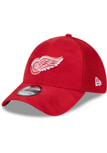 New Era Detroit Red Wings Mens Red Tonal Camo 39THIRTY Flex Hat