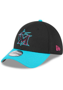 New Era Miami Marlins Mens Black 2025 City Connect Batting Practice 39THIRTY Flex Hat