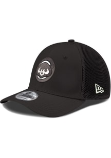 New Era Chicago Cubs Mens Black and White Logo Cooperstown Bear Head Neo 39THIRTY Flex Hat