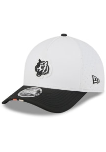 New Era Cincinnati Bengals 2025 Training Camp 9FORTY Mcrown Aframe Adjustable Hat - White