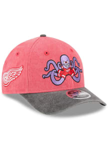 New Era Detroit Red Wings Red Mascot M Crown JR 9FORTY Youth Adjustable Hat