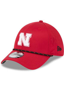 New Era Nebraska Cornhuskers Mens Red Perform 39THIRTY Flex Hat