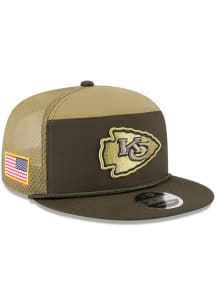 New Era Kansas City Chiefs Green 2025 Salute To Service Split Panel 9FIFTY Trucker Mens Snapback H..
