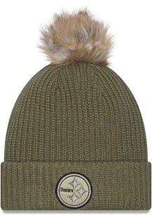 New Era Pittsburgh Steelers Green 2025 Salute To Service W Cuff Pom Womens Knit Hat