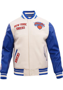 Mens New York Knicks Pro Standard Mens Retro Wool Varsity Heavyweight Jacket - White