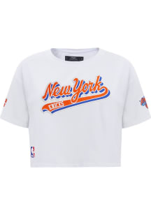 Pro Standard New York Knicks Womens White Script Tail Boxy Short Sleeve T-Shirt