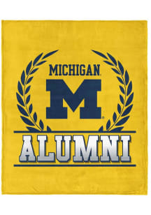 Michigan Wolverines Alumni Silk Touch Fleece Blanket - Yellow