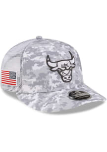 New Era Chicago Bulls Digi Camo LP Stretch 9FIFTY Trucker Adjustable Hat - White