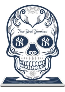 New York Yankees Skull Figurine