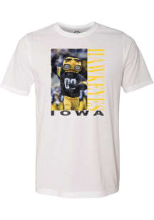 Summit Sportswear Iowa Hawkeyes Womens Ivory Concert Goer Short Sleeve T-Shirt