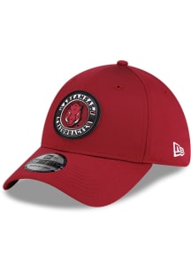 New Era Arkansas Razorbacks Mens Cardinal TPU Front Featherweight Poly 39THIRTY Flex Hat