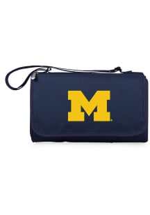 Michigan Wolverines Outdoor Picnic Fleece Blanket - Blue