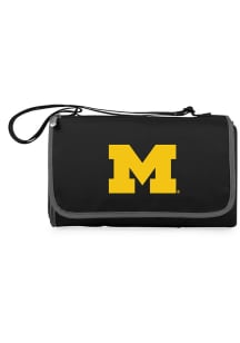 Michigan Wolverines Outdoor Picnic Fleece Blanket - Black