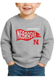 Little King Nebraska Cornhuskers Toddler Grey Pennant Long Sleeve Crew Sweatshirt
