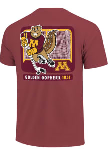 Minnesota Golden Gophers Maroon Gopher Playing Hockey Short Sleeve T Shirt