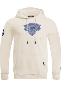 Pro Standard New York Knicks Mens White Varsity Blues Long Sleeve Hoodie