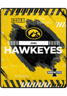 Iowa Hawkeyes Game tech 60 x 72 Fleece Blanket - Black