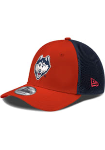 New Era UConn Huskies Mens Red Neo 39THIRTY Flex Hat
