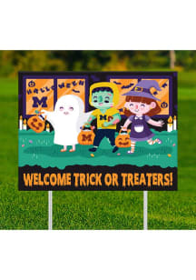 Michigan Wolverines Trick or Treaters Yard Sign - Gold
