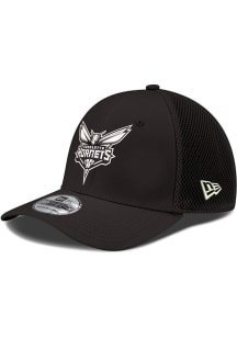 New Era Charlotte Hornets Mens Black Black & White 39THIRTY Neo Flex Hat
