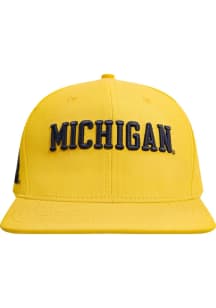 Pro Standard Michigan Wolverines Yellow Classic Wool Mens Snapback Hat